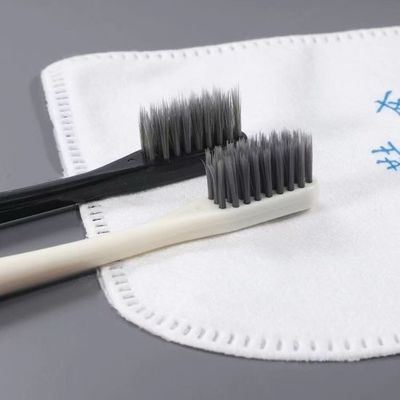 Amenti d'albergo eccellenti Amenti di bagno alla moda con pacchetto di cura